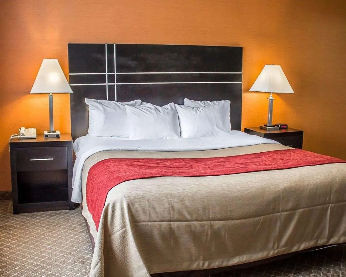 Hotel Norwood Inn & Suites Columbus